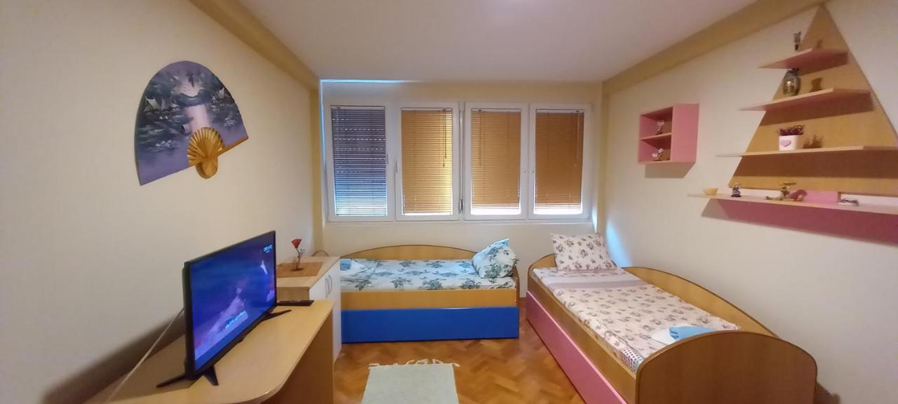 Apartment Biljana Ohrid Bagian luar foto